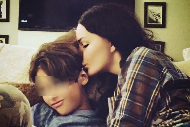 nina moric e il figlio carlos su instagram 7