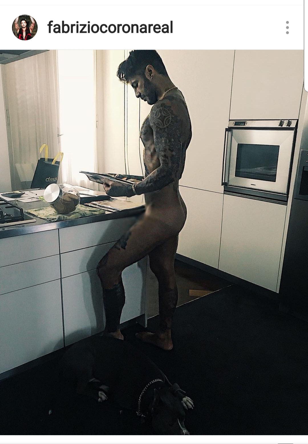 Fabrizio-corona-nudo-photoshop-paparazzi-adalet