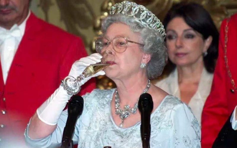 a79b58dea04d15236306115b12e5d96d