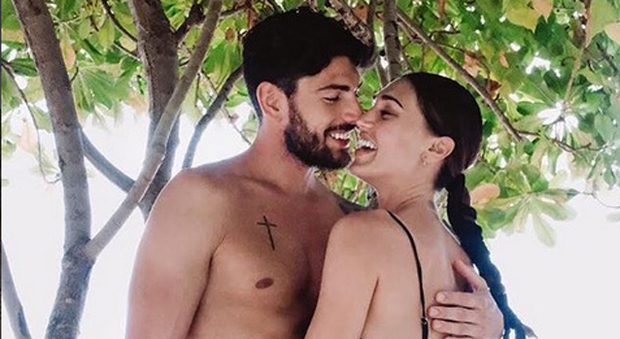 cecilia-rodriguez-ignazio-moser-1-un-anno-sorpresa-anniversario