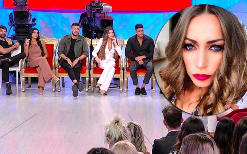 karina-cascella-uomini-e-donne-teresa-mara-gianni-sperti-tina-cipollari