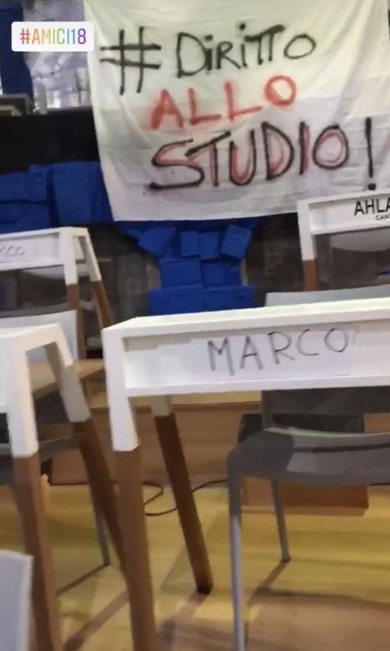 amici-maria-de-filippi-scuola-occupano-marco-veronica-peparini amici-maria-de-filippi-scuola-occupano-marco-veronica-peparini