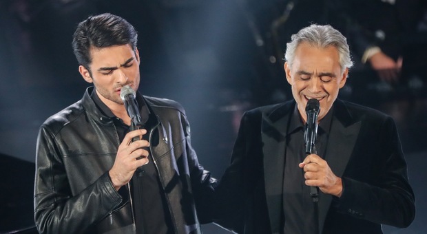 andrea-bocelli-matteo-bocelli-sanremo-ariston