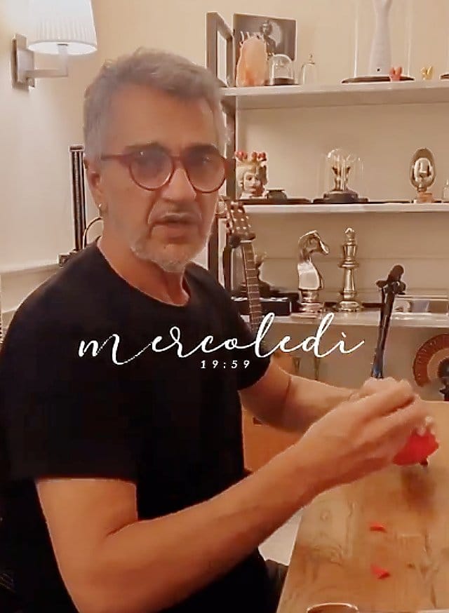 Belen, domanda 'hot' al padre: 'Quante volte a settimana lo fai?'. La risposta spiazza