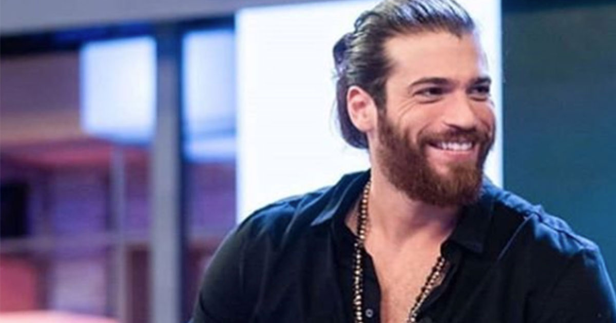 Can Yaman: Alfonso Signorini lo vuole nel suo GF Vip