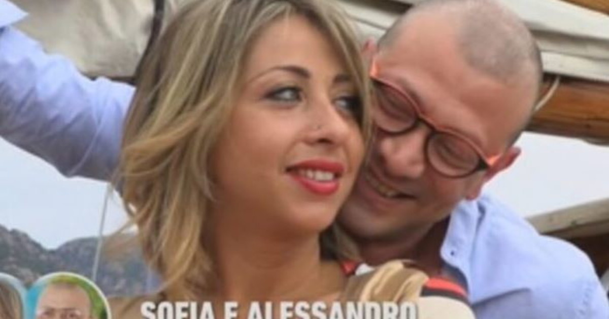 Temptation Island, Alessandro e Sofia nel dramma: “Sei mesi di corna”. Il disastro al falò