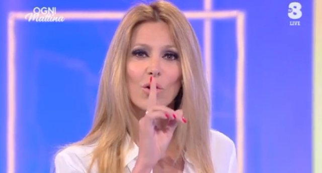 Adriana Volpe si sfoga in diretta