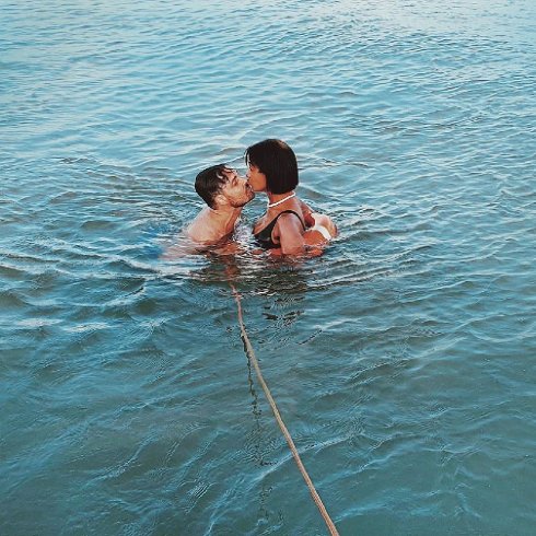 Georgette Polizzi costretta a fare il bagno con cima e salvagente: foto