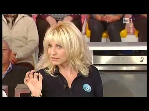 malore in diretta per antonella clerici