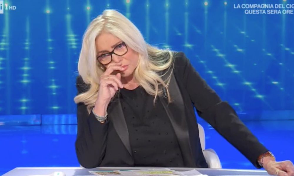 mara venier piange carmela domenica in 1000x600 1