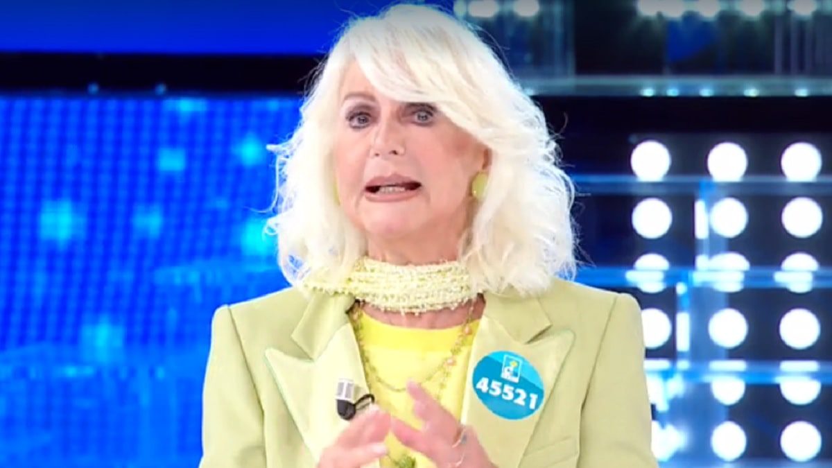 foto loretta goggi conduce tale e quale min