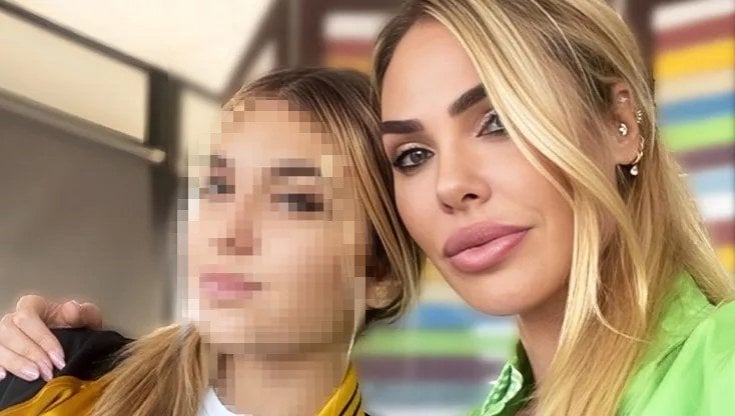 chanel totti critiche vacanza caraibi