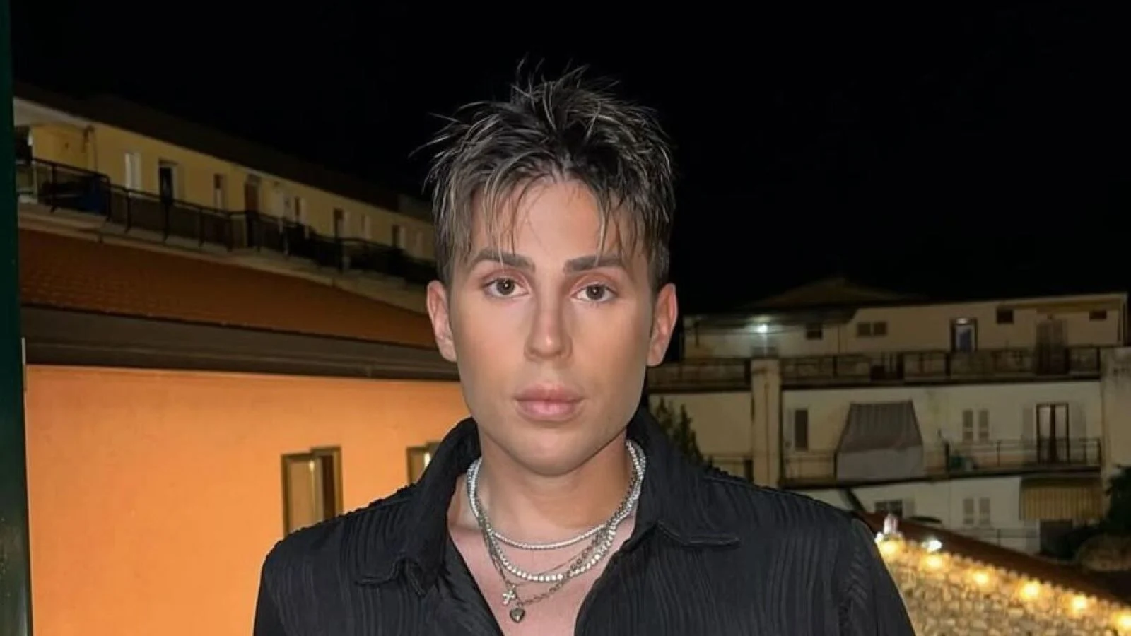 saro guru della moda