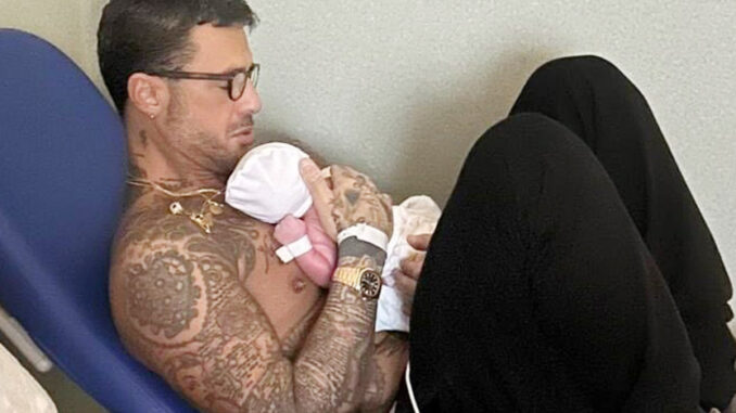 fabrizio corona figlio in ospedale