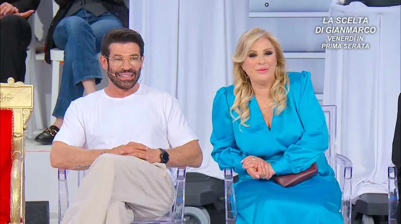 uomini e donne coppia chiama i cani gianni e tina